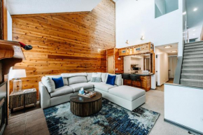 Two Bedroom Park Ave Condo by Lespri Property Management